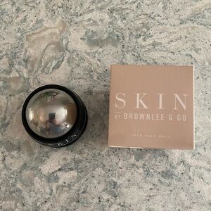 SKIN by Brownlee & Co Cryo Face Ball